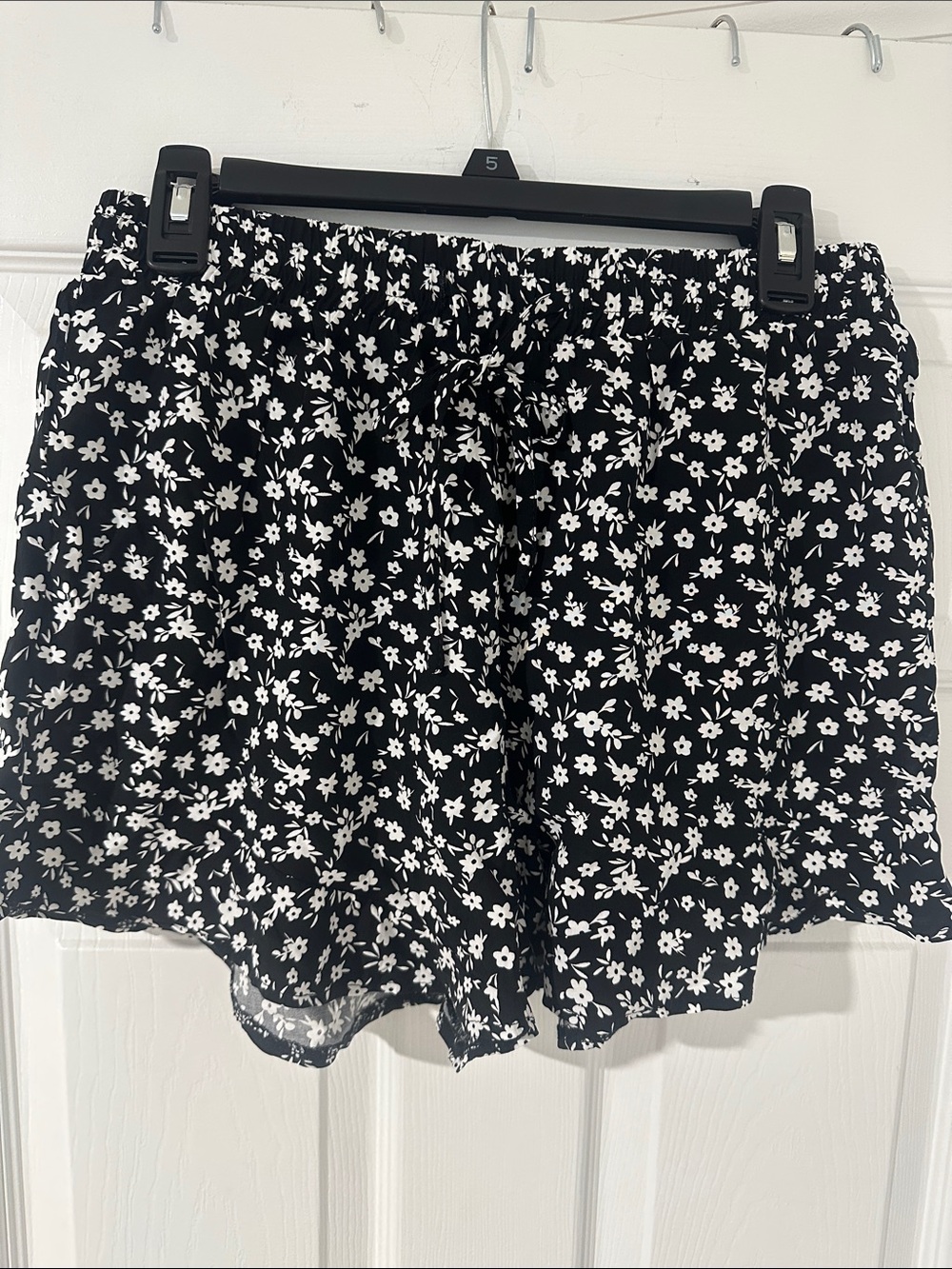 High-Waist Black Floral Pull-On Shorts